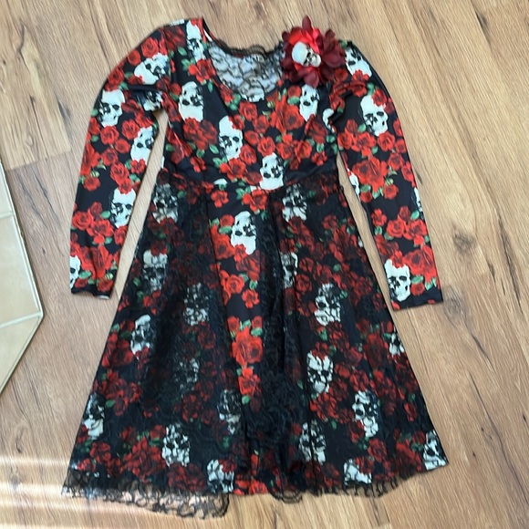 Cyinu skull dress, size M - Picture 3 of 6
